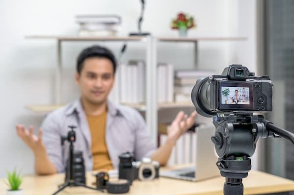 18 Impressive Product Demo Videos You'll Want to Copy