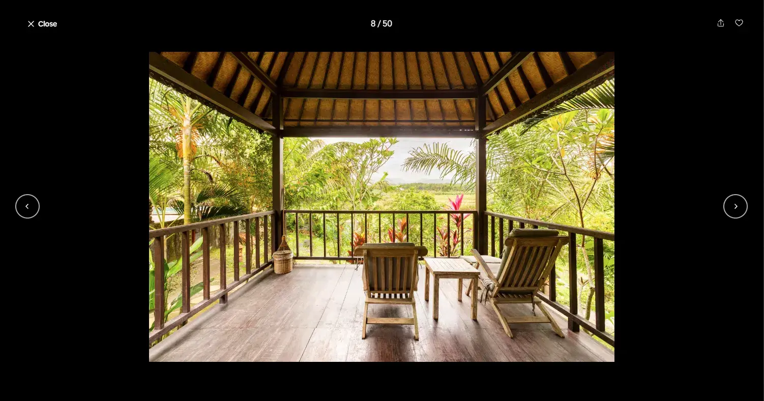 airbnb using a media modal window to showcase their property images
